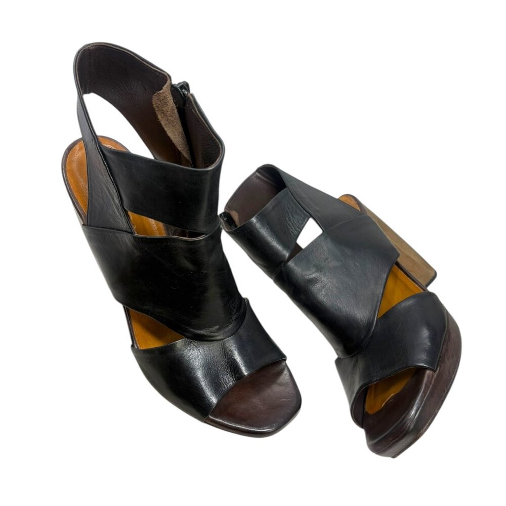 Coclico‎ Fabiana Black Leather Cone Wooden Heel Zip Sandals